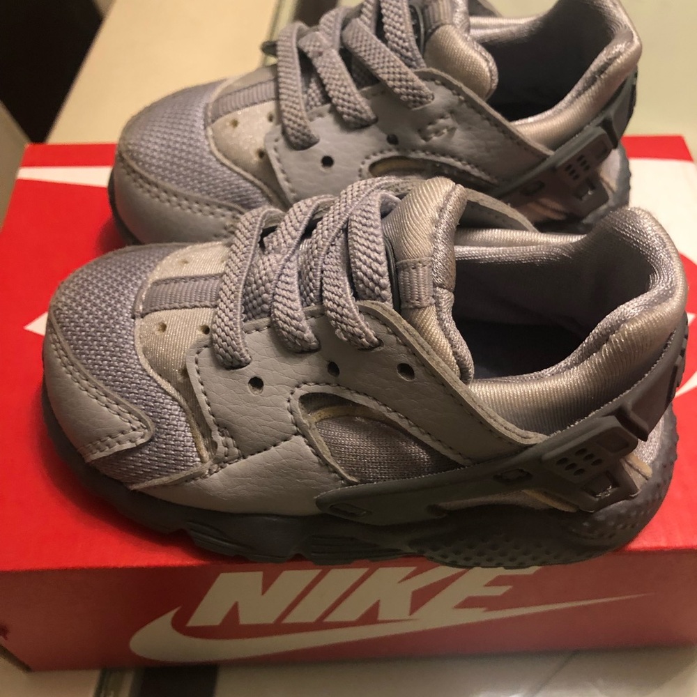 Toddler shoes